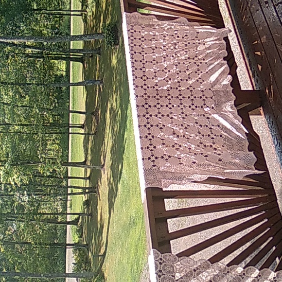 ⚜️🧶 Vintage Hand Crocheted Table Cloth or Cover 42”X 52” - Picture 11 of 16